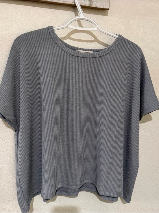 Zenana Outfitters Tops - Zenana Outfitters Gray Ribbed Knit Oversized Top NWOT